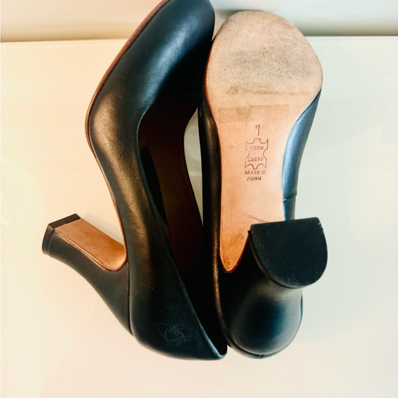 John Fluevog Miracles Medugorje black pumps EUC - Picture 5 of 10
